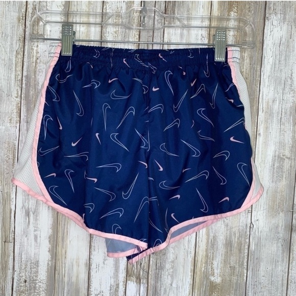 Nike Other - Nike Kids Logo Shorts